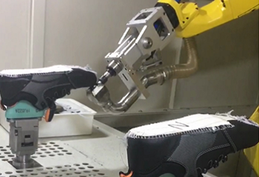 機(jī)器人實操視頻展示